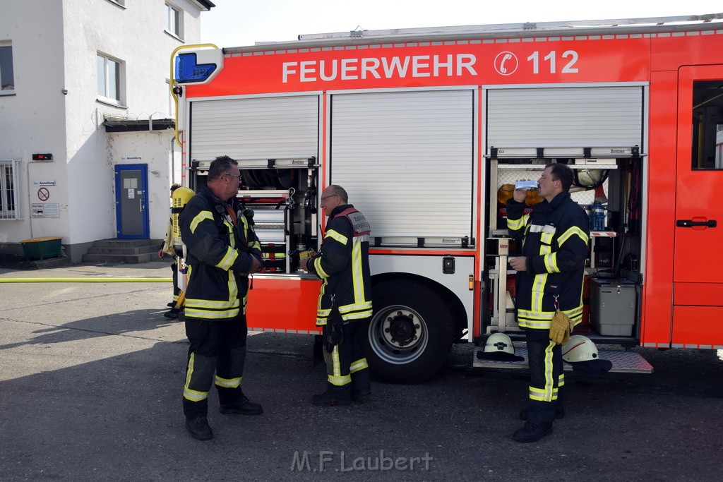 Feuer 2 Koeln Poll Siegburgerstr P168.JPG - Miklos Laubert